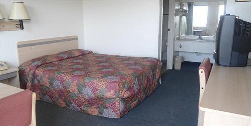שרונוויל Travel Inn מראה חיצוני תמונה